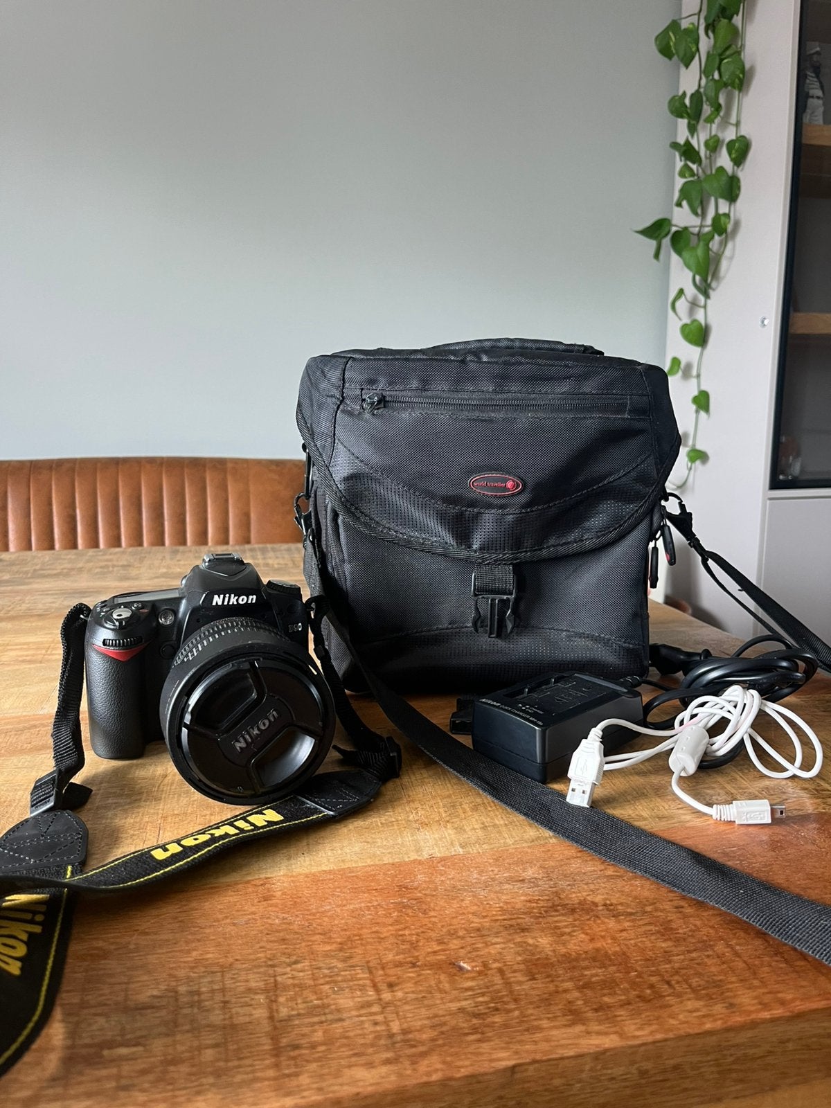 Nikon D90 met 18-105 mm lens in hele goede staat, Audio, Tv en Foto, Fotocamera's Digitaal, Ophalen of Verzenden, Zo goed als nieuw