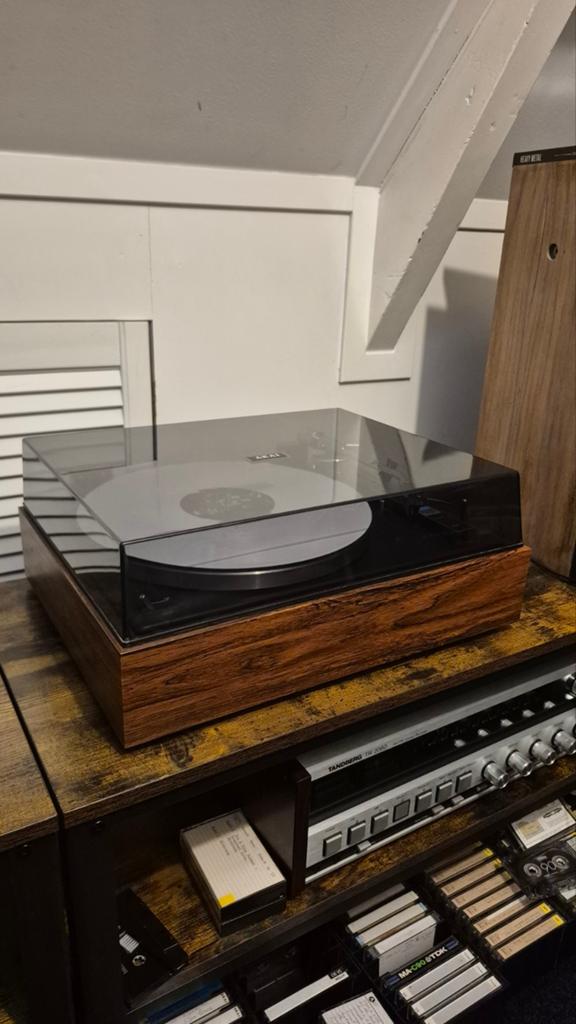 Akai ap-004, zéér nette staat, ortofon 2m red element., Ophalen of Verzenden, Zo goed als nieuw, Akai