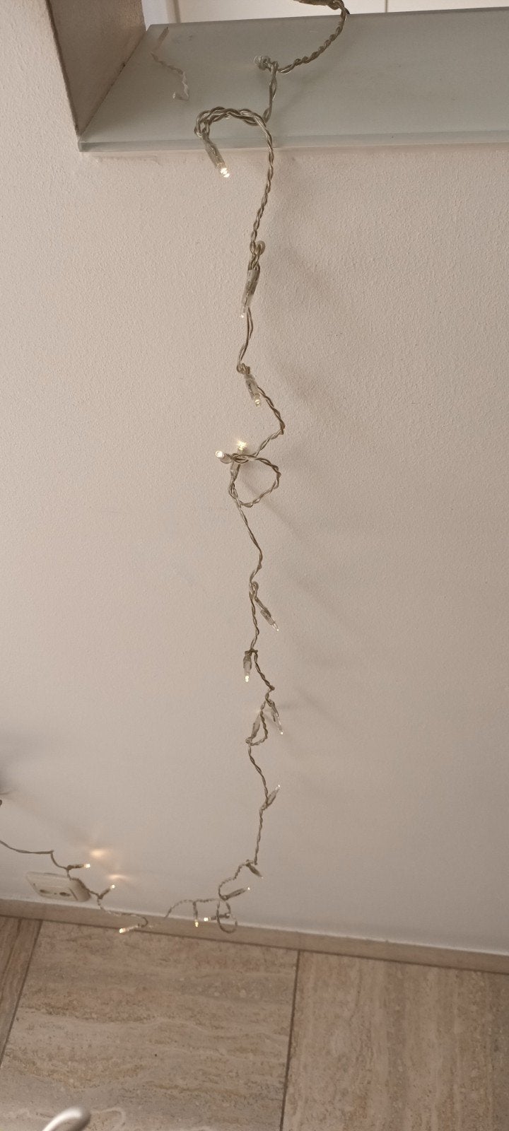 wit warme kerstverlichting streng 24 lampjes, Ophalen of Verzenden, Zo goed als nieuw