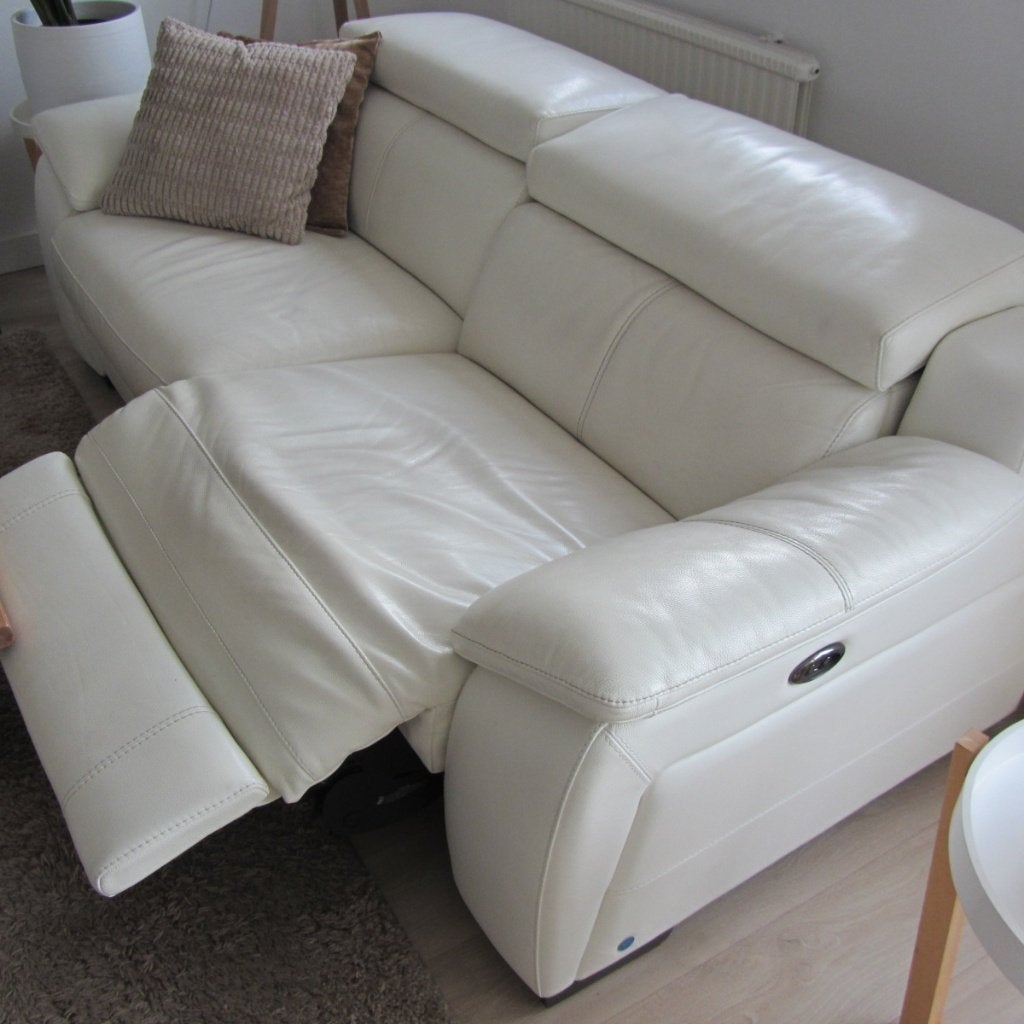 te koop bankstel 2,5 zits en 1 zits leder kleur wit, Huis en Inrichting, Ophalen, Moder relex, 100 tot 125 cm, Driepersoons