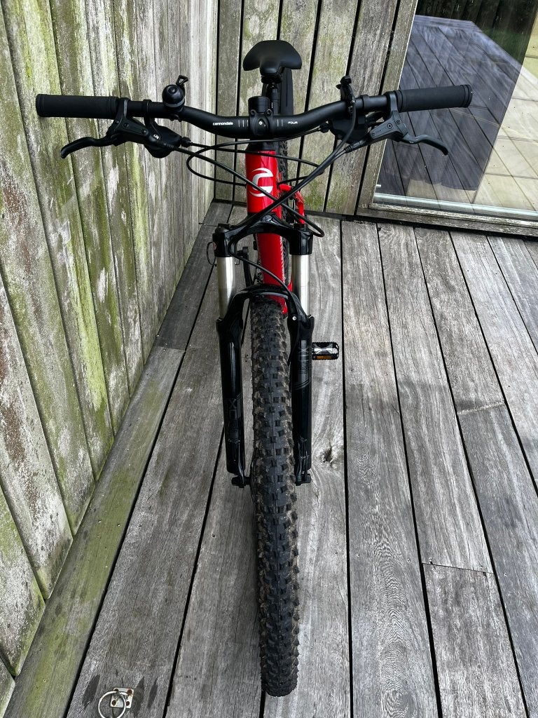 Cannondale Trail 5 (2022) – Maat SM – Rally Red, Gebruikt, Hardtail, Heren, Schijfrem