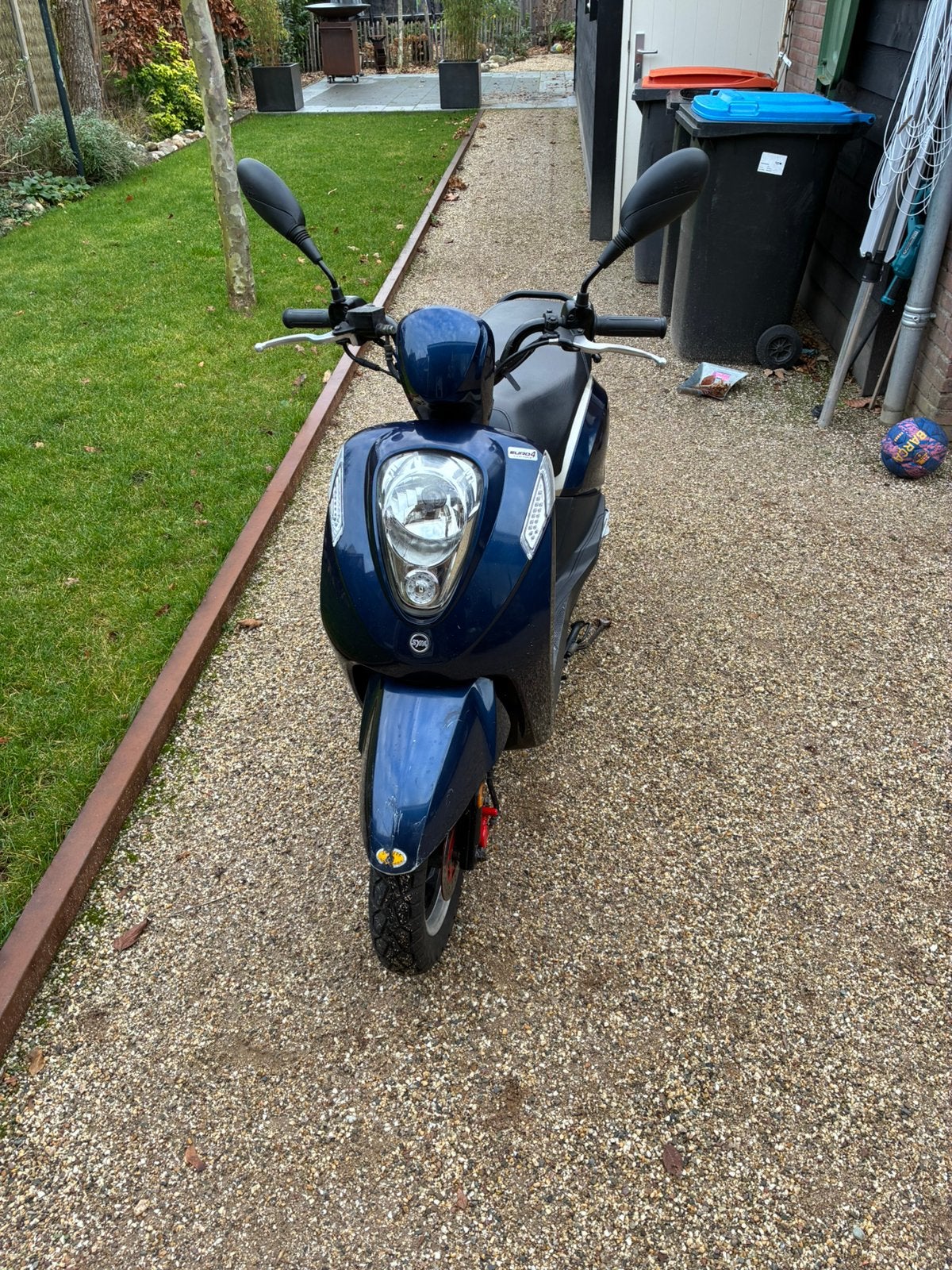 Mooie sym mio te koop, Ophalen, Zo goed als nieuw, Benzine, Mio
