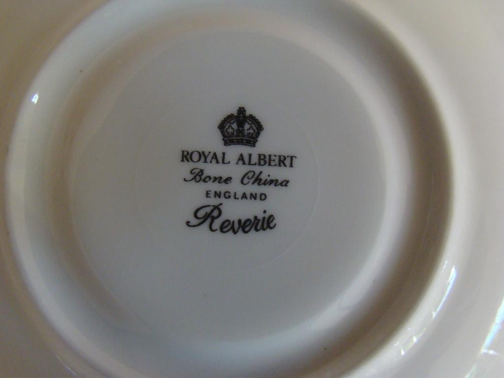 Servies, Royal Albert, REVERIE, zo goed als nieuw, Antiek en Kunst, Antiek | Servies los, Ophalen of Verzenden