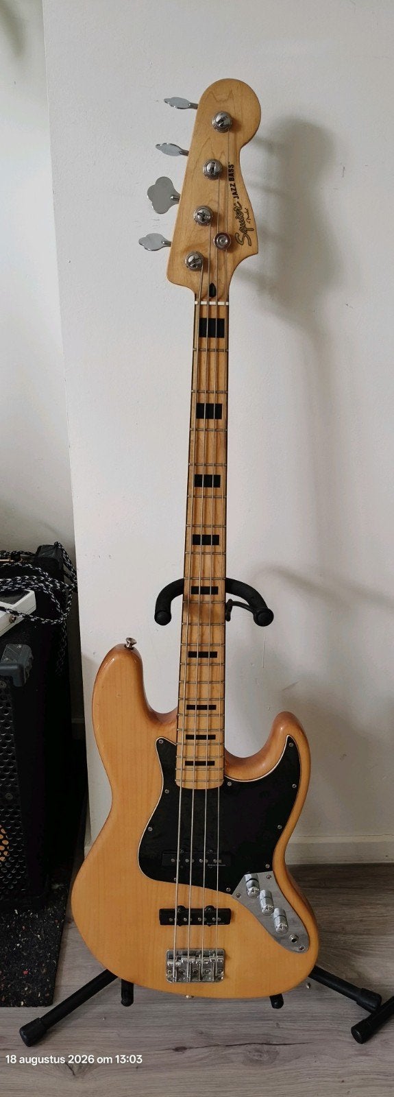 Squier VM 70's Jazz Natural Duncan Designed Pickups, Muziek en Instrumenten, Snaarinstrumenten | Gitaren | Bas, Ophalen of Verzenden