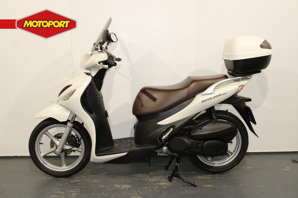 Suzuki UX150 Sixteen (bj 2008), Scooter, Lange Dreef 12
4131 NH  VIANEN, Bedrijf, Info-verkoop@nimag.nl