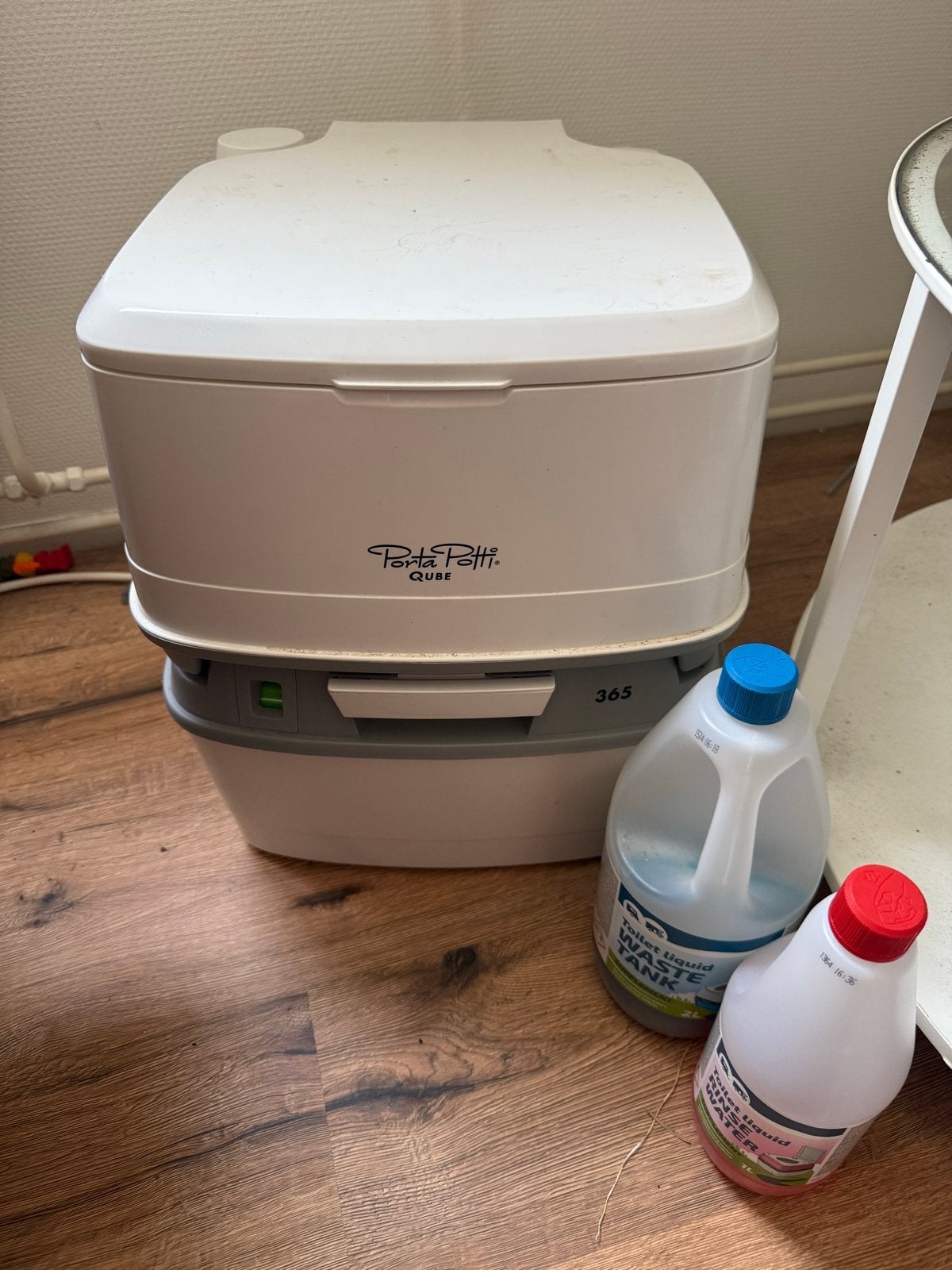 Porta Potti Qube 365 Mobiel Toilet - Zo goed als nieuw, Ophalen, Porta potti, Porta potti, Porta potti