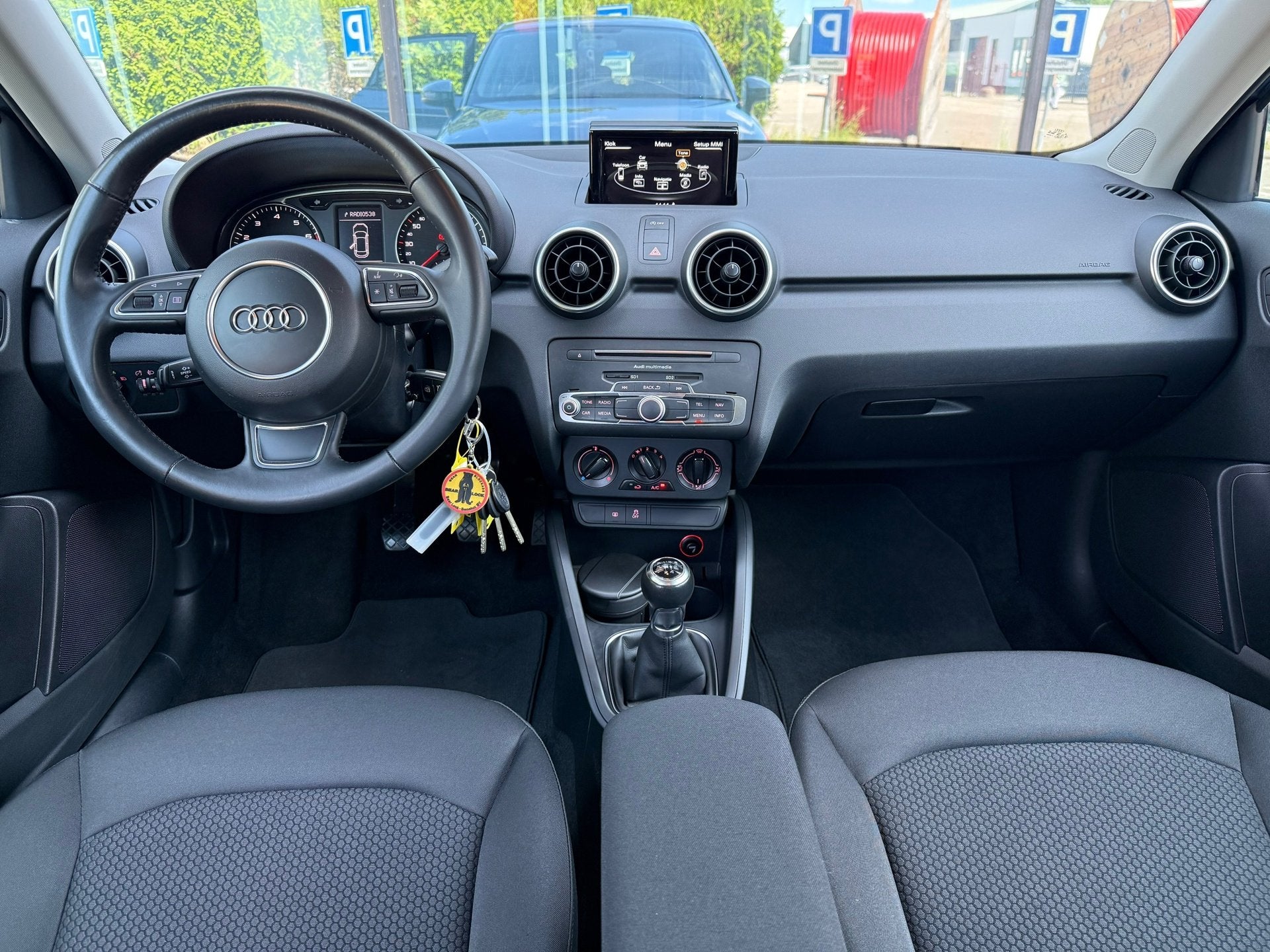 Audi A1 Sportback 1.0 TFSI Adrenalin - Airco - Navi - Trekha, Voorwielaandrijving, 95 pk, 23 km/l, Origineel Nederlands