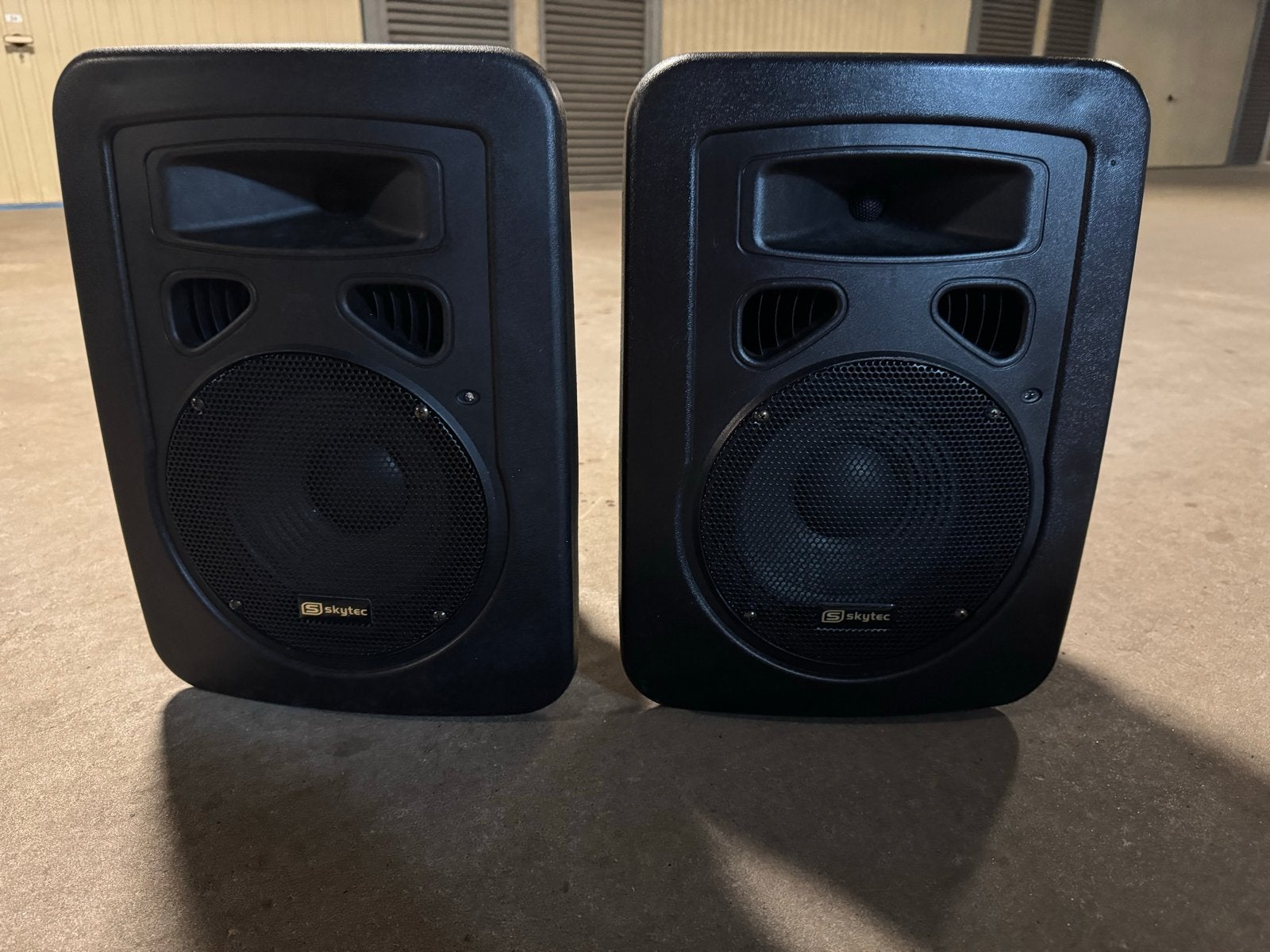 Skytec SP800A Actieve PA Speakerset - Perfect voor Feesten!, Gebruikt, Party speaker, 60 tot 120 watt, AUX-ingang