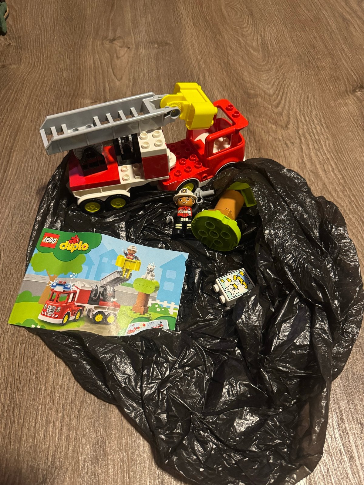 Lego Duplo Brandweerwagen (10969) met brandweerman, Gebruikt, Ophalen of Verzenden, Compleet, Duplo