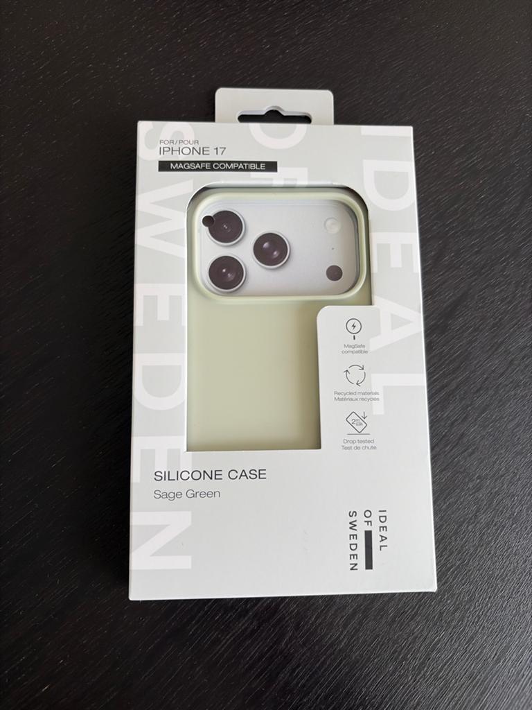 Ideal of Sweden Silicone Case Sage Green iPhone 17, IPhone 17, Nieuw, Ophalen of Verzenden, Schokbestendig