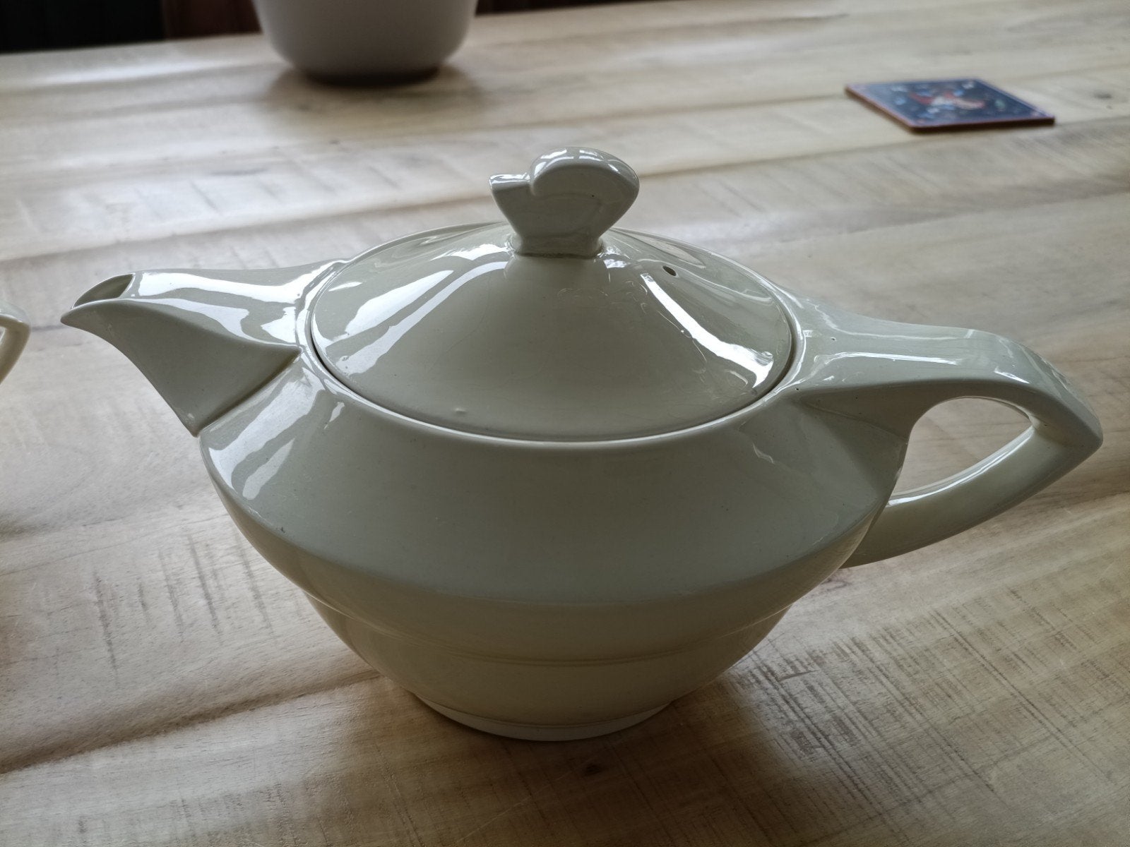 Foto 2 van Art Deco servies Société Céramique Maastricht – Crème