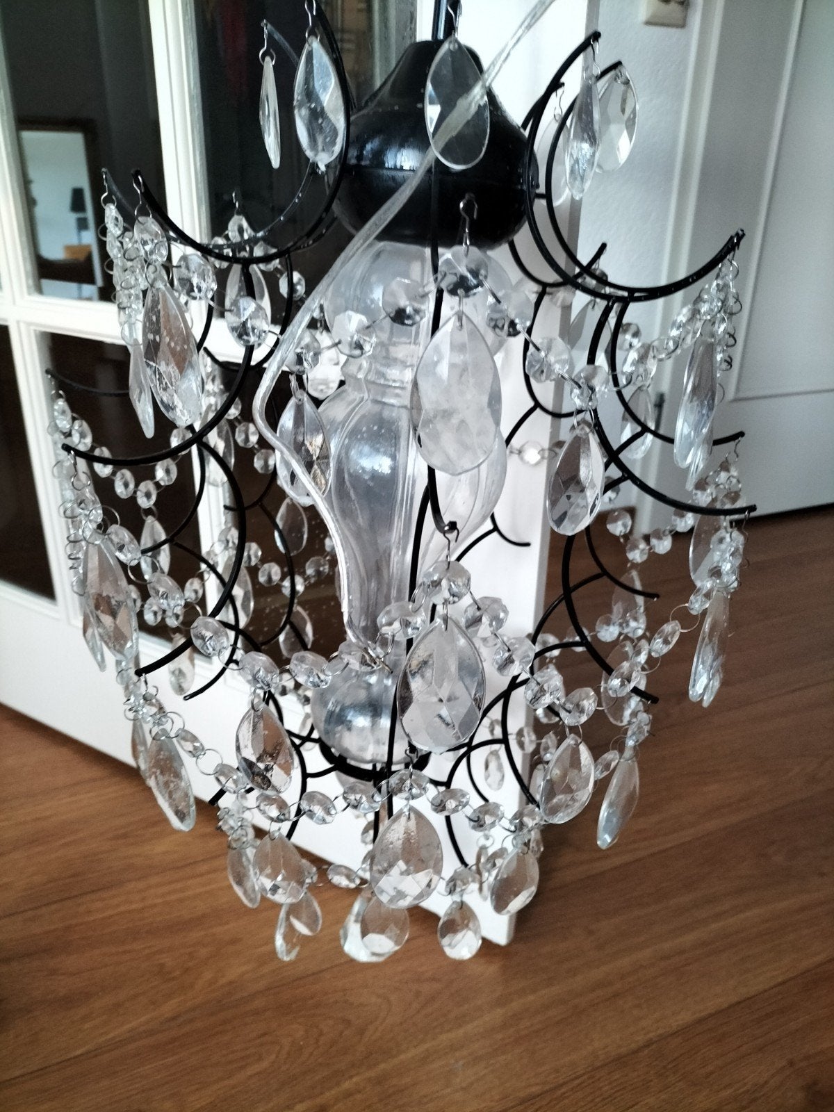 Elegante kroonluchter met glazen kristallen, Huis en Inrichting, Lampen | Kroonluchters, Ophalen of Verzenden, Gebruikt, Glas
