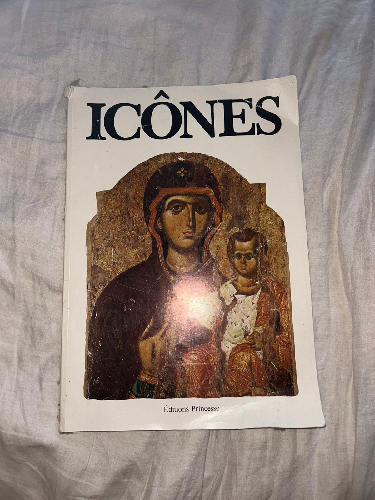 Grote prentenboek ikonen - Éditions Princesse, Boeken, Ophalen of Verzenden, Gelezen, Christendom | Katholiek