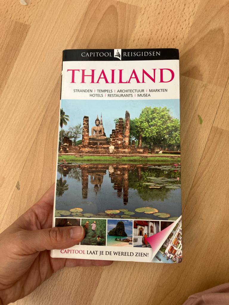 Capitool Reisgids Thailand: Stranden, Tempels, Architectuur, Gelezen, Capitool, Ophalen of Verzenden, Reisgids of -boek