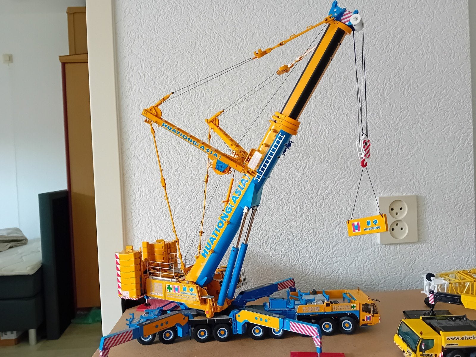 Imc Demag A700-9, Hobby en Vrije tijd, Modelauto's | 1:50, Ophalen of Verzenden, Zo goed als nieuw, Bus of Vrachtwagen, Overige merken