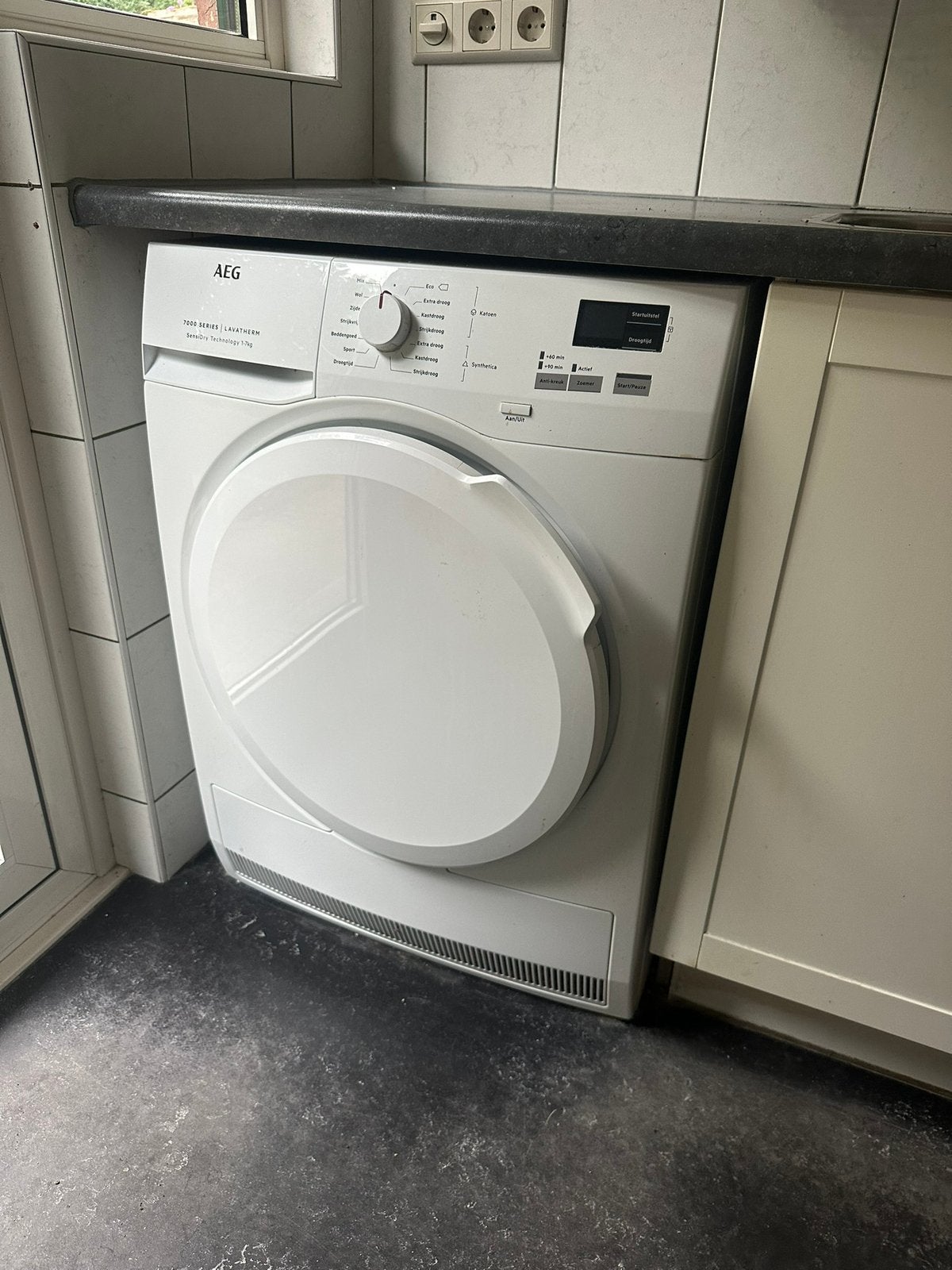 AEG 7000-serie SensiDry warmtepompdroger; 7 kg; A++