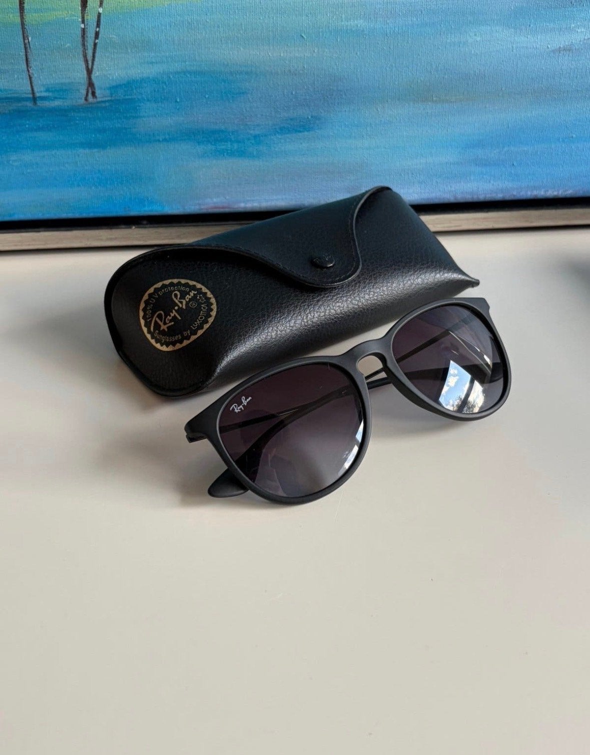 Ray-Ban Zonnebril RB-4171 Erika Zwart met Hoesje en Doos, Sieraden, Tassen en Uiterlijk, Zonnebril, Verzenden, Zwart, Zo goed als nieuw