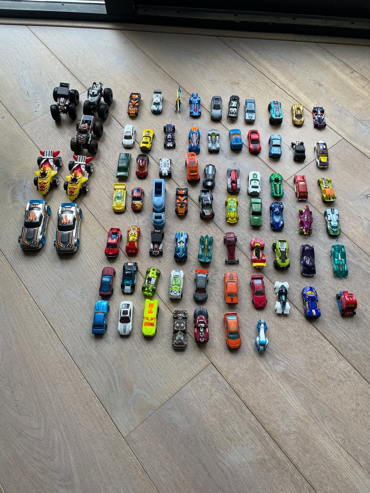 Grote collectie Hot Wheels en Monster Trucks, Ophalen of Verzenden, Gebruikt