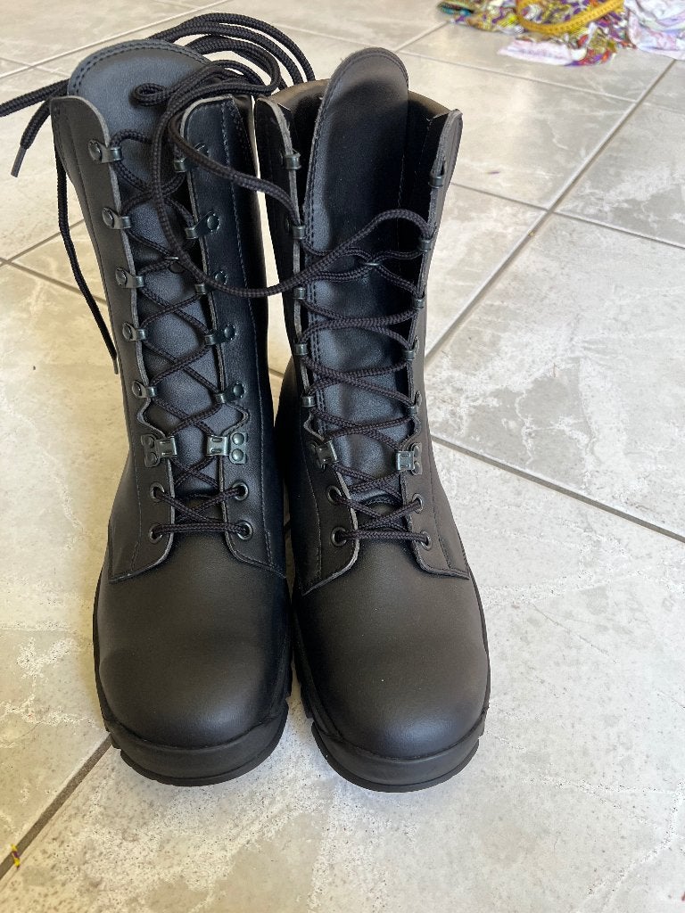 Nieuw paar Neskrid model 18 Combat Boots maat 44M, Verzenden, Nieuw, Schoenen