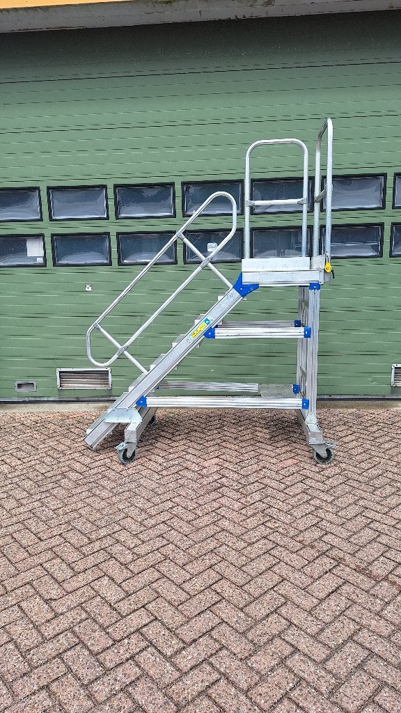 Bordestrap boottrap bordeshoogte 151 cm, Doe-het-zelf en Verbouw, Ophalen, Gebruikt, Trap, Minder dan 2 meter