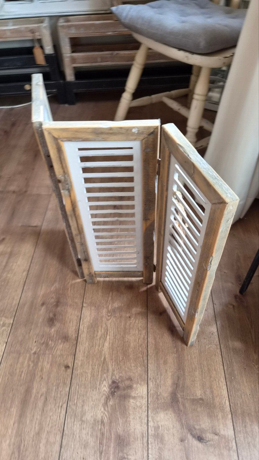 Houten decoratie luikjes 60x52x2cm