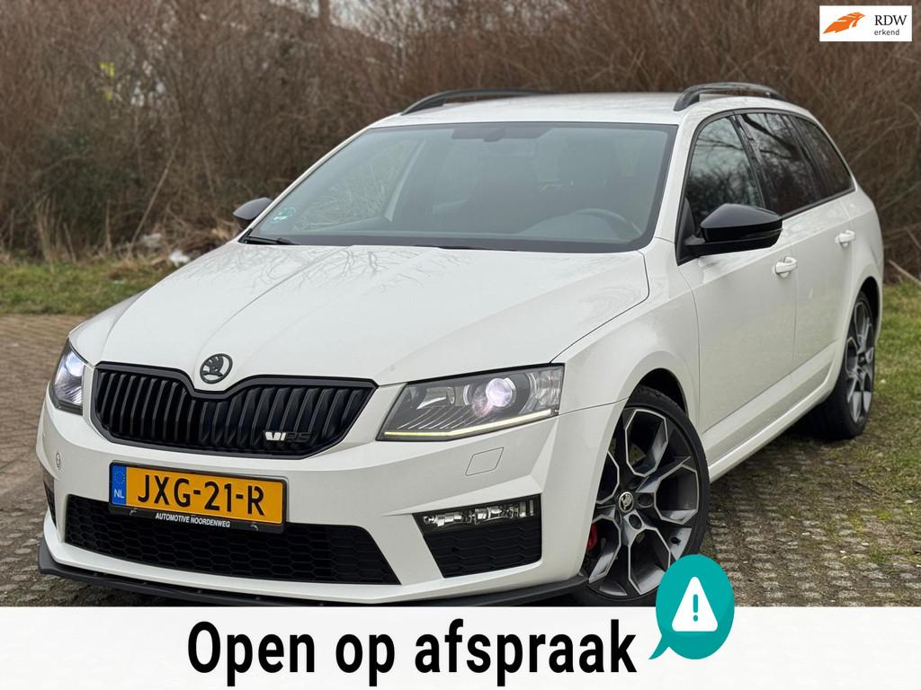 Skoda Octavia Combi 2.0 TSI RS / XENON / LED / LEDER / PDC, Gebruikt, 4 cilinders, 1984 cc, Wit