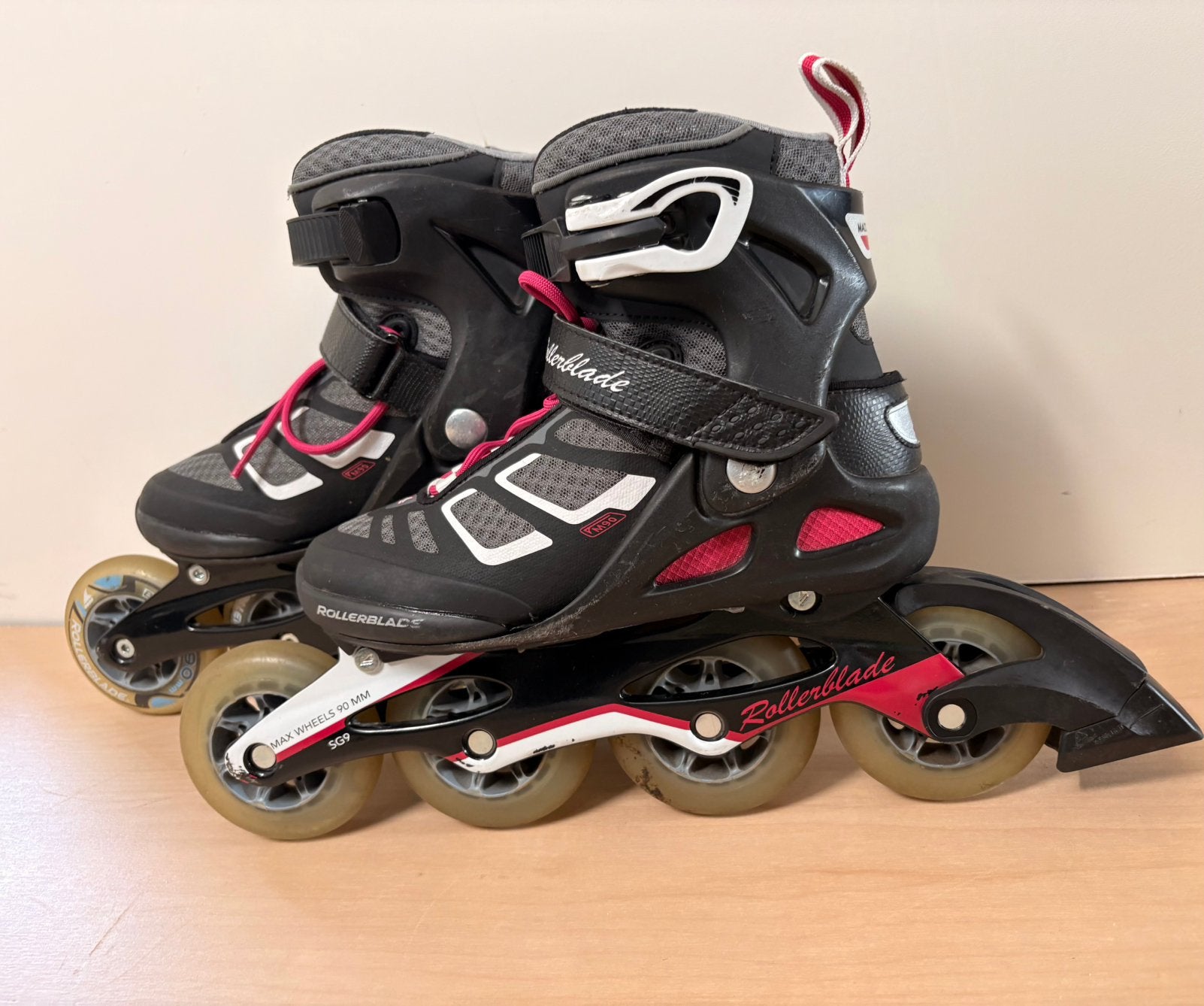 Rollerblade Macroblade 90 W, maat 36,5, Overige merken, Gebruikt, Ophalen of Verzenden, Inline skates 4 wielen