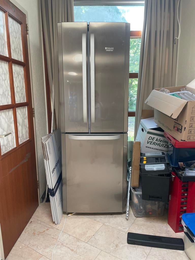 Hotpoint Ariston Koel-vriescombinatie RVS, Gebruikt, 200 liter of meer, 60 cm of meer, Met aparte vriezer