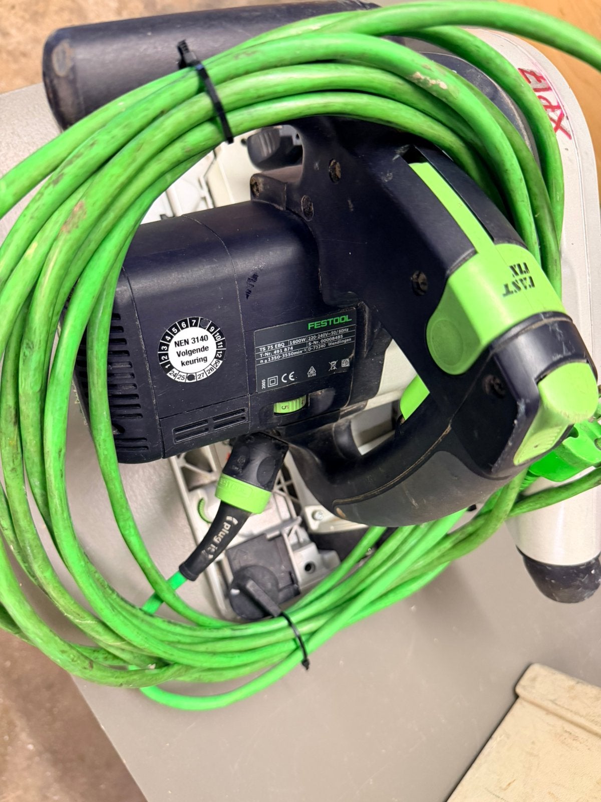 Festool TS75EBQ, Doe-het-zelf en Verbouw, Gereedschap | Zaagmachines, Ophalen, Invalzaag, Zo goed als nieuw, 30 tot 70 mm