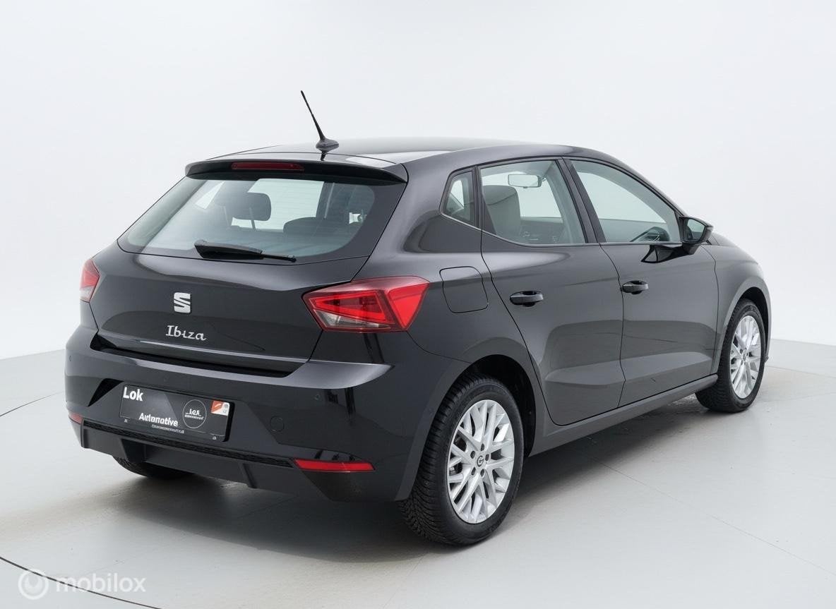 Seat Ibiza 1.0 TSI Xcellence VIRTUAL|AUTOMAAT|KEYLESS|ALCANT, Gebruikt, Zwart, Alcantara, 3 cilinders