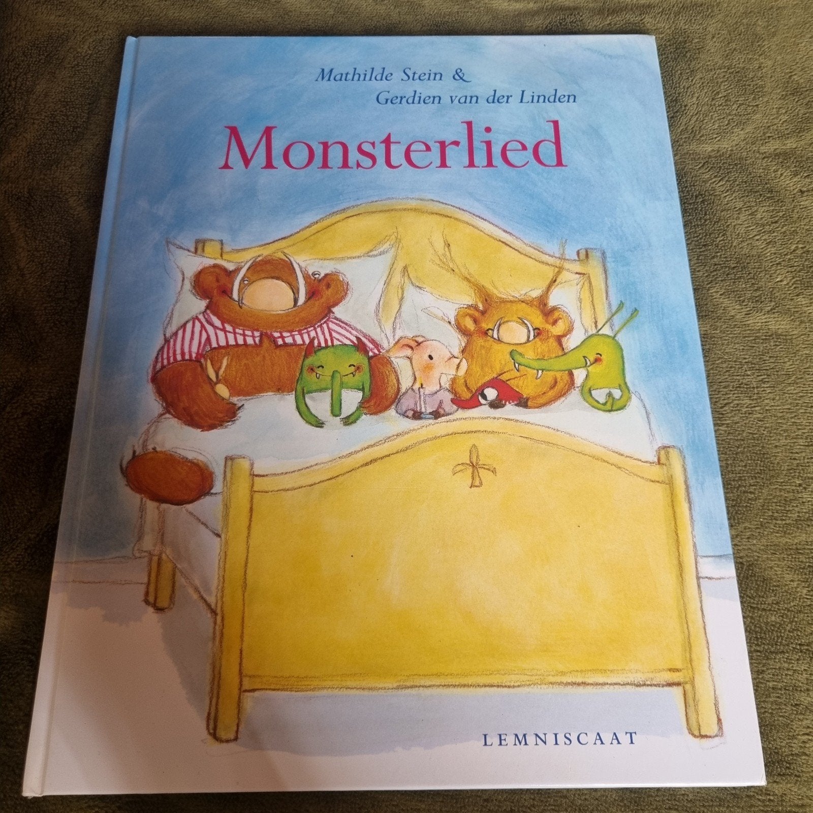 Monsterlied - Mathilde Stein & Gerdien van der Linden, Ophalen of Verzenden, Zo goed als nieuw