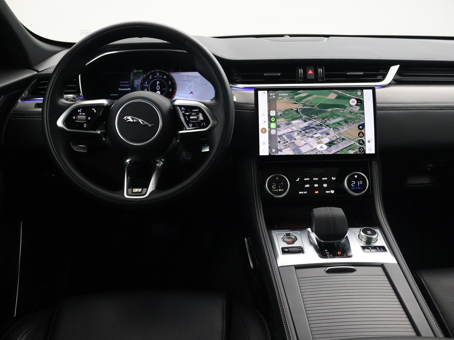 Jaguar F-PACE 2.0 P400e PHEV AWD R-DYNAMIC + PANORAMA | TREK, Auto's, Automaat, 404 pk, Gebruikt, 4 cilinders