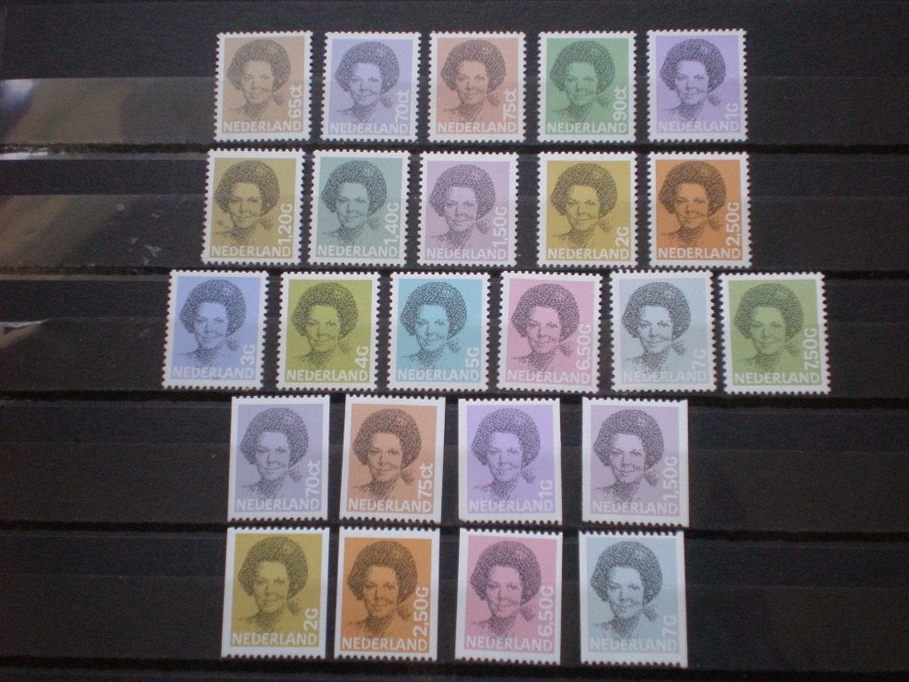 Nederland Beatrix NVPH 1237-1252 1238A-1251A (S 979)..€ 5,25, Verzenden