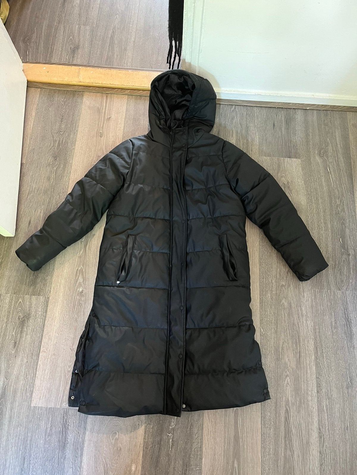Gratis winterjas maat L, Kleding | Dames, Jassen | Winter, Ophalen, Gedragen, Zwart