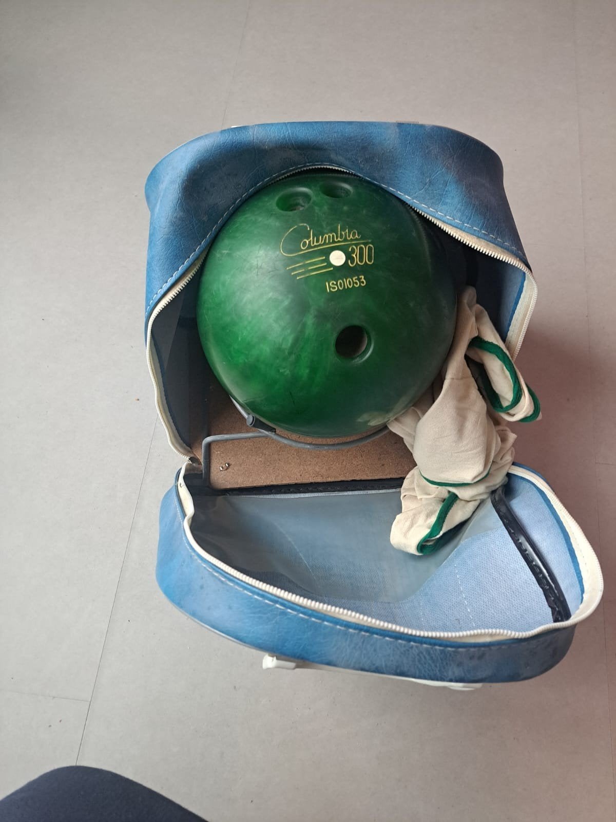 Columbia 300 (3 kilo) Bowlingbal met Tas, Sport en Fitness, Bowlen, Ophalen of Verzenden, Gebruikt, Bal