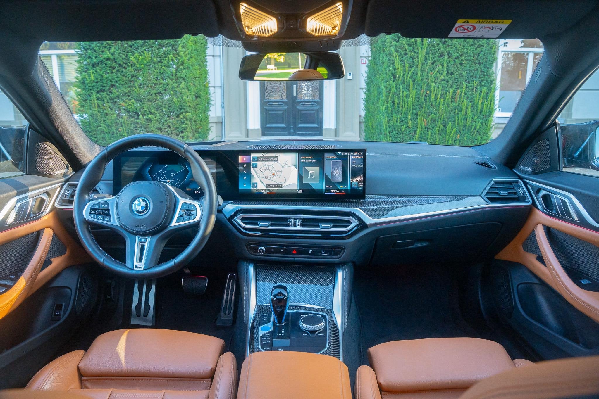 BMW i4 M50 High Executive 84 kWh PANO | KUIPSTOEL | H&K | 36, 520 km, Leder, 2190 kg, Vierwielaandrijving