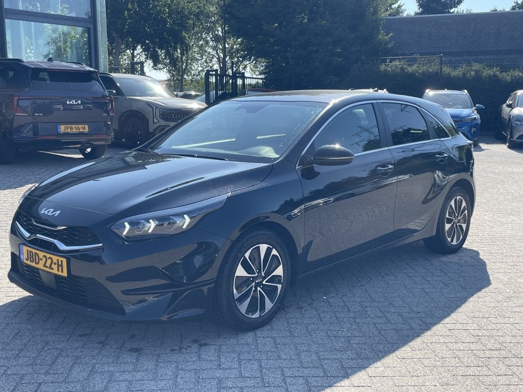 Kia Ceed 1.0 T-GDi MHEV DCT7 AUTOMAAT Design Edition, Automaat, 1272 kg, Stof, Euro 6