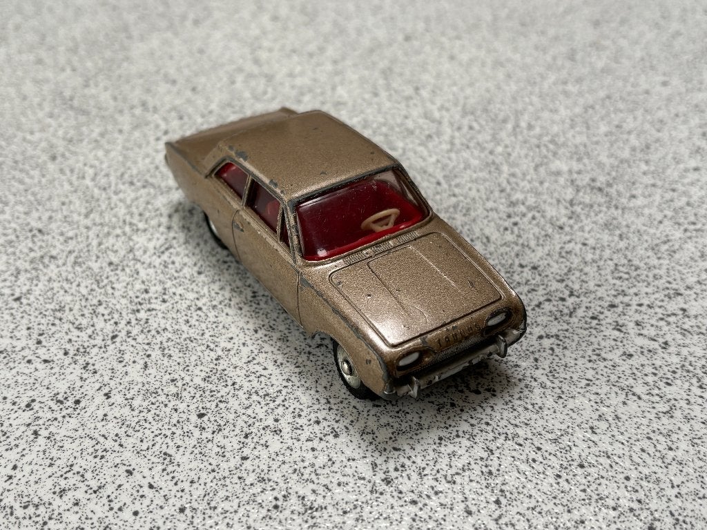 Ford 17m P3 van Dinky Toys, Ophalen of Verzenden, Gebruikt, Auto, Dinky Toys