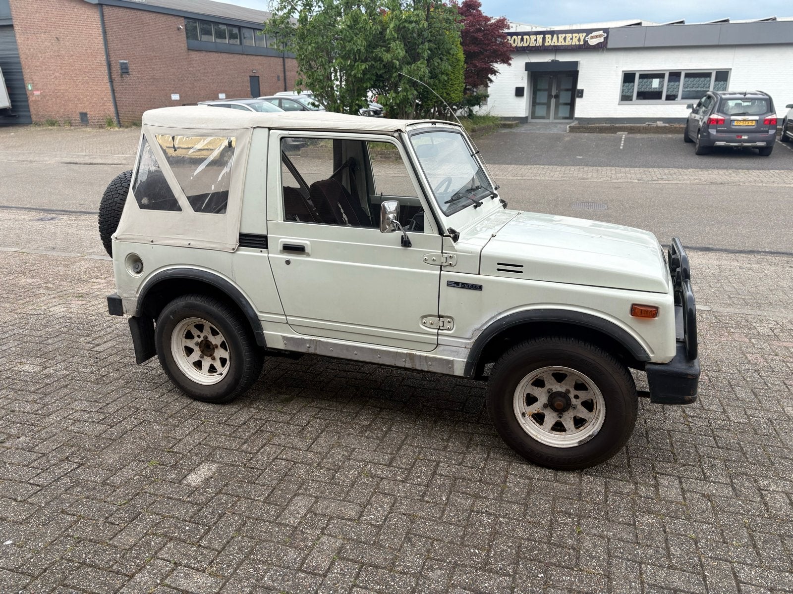 Suzuki Sj-410 1.0 Q 4WD 1986 Wit, 970 cc, 46 pk, 4 cilinders, 397 kg