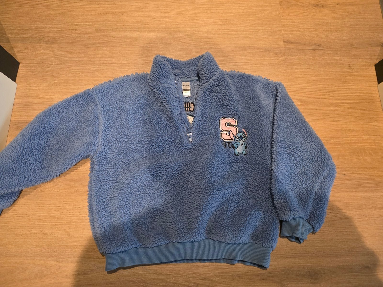 Stitch fleece trui maat 146/152, Jongen of Meisje, Trui of Vest, Zo goed als nieuw, Ophalen