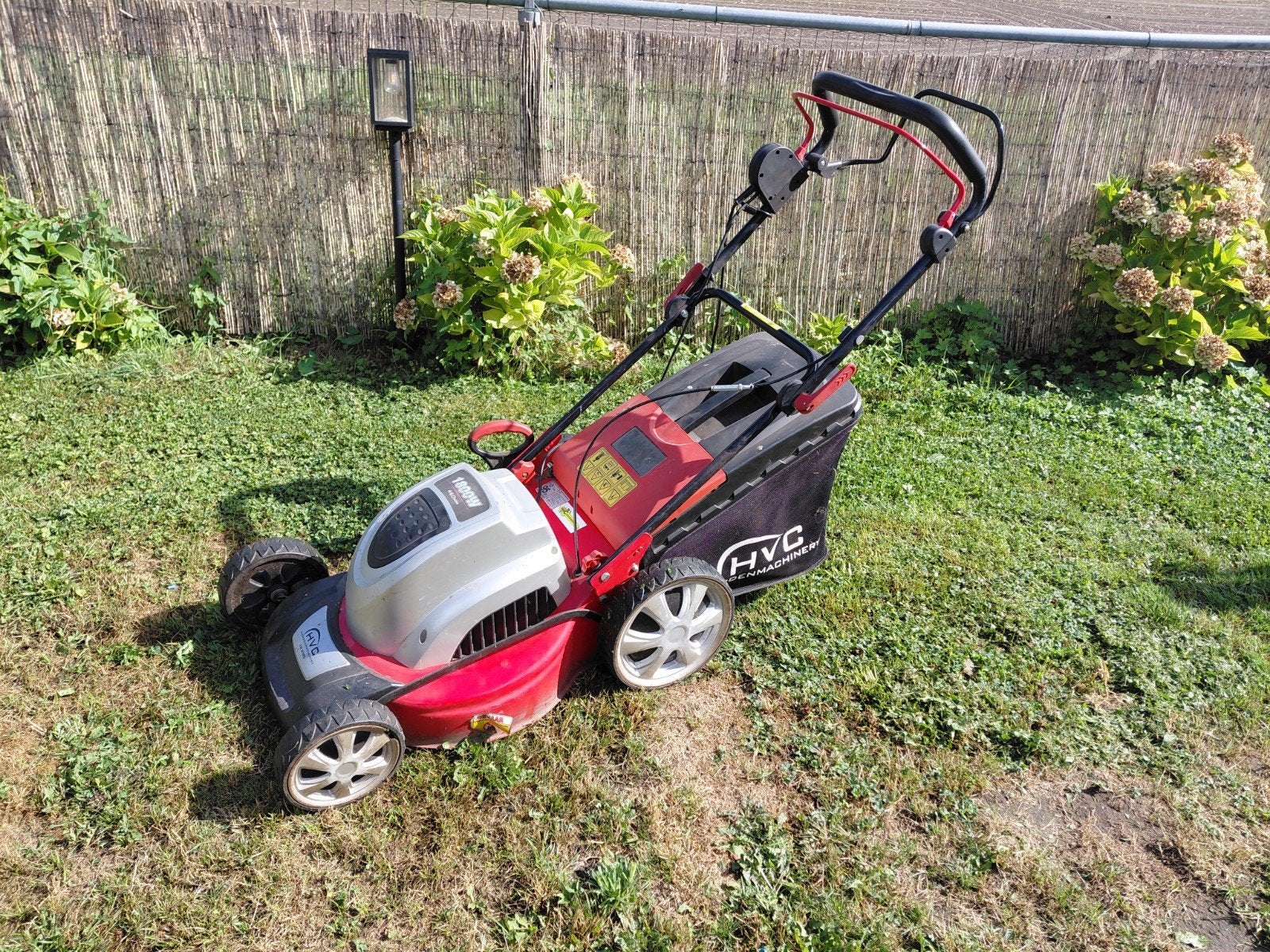 HVC grasmaaier 1800W 460mm maaibreedte, Ophalen, Gebruikt