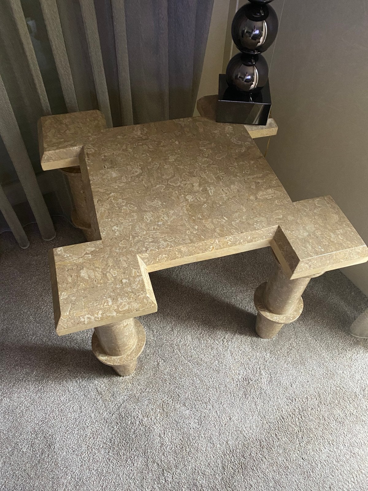 Te koop dressuur, salontafel ,bijzettafel, Ophalen, Overige materialen, Vierkant, 50 tot 100 cm