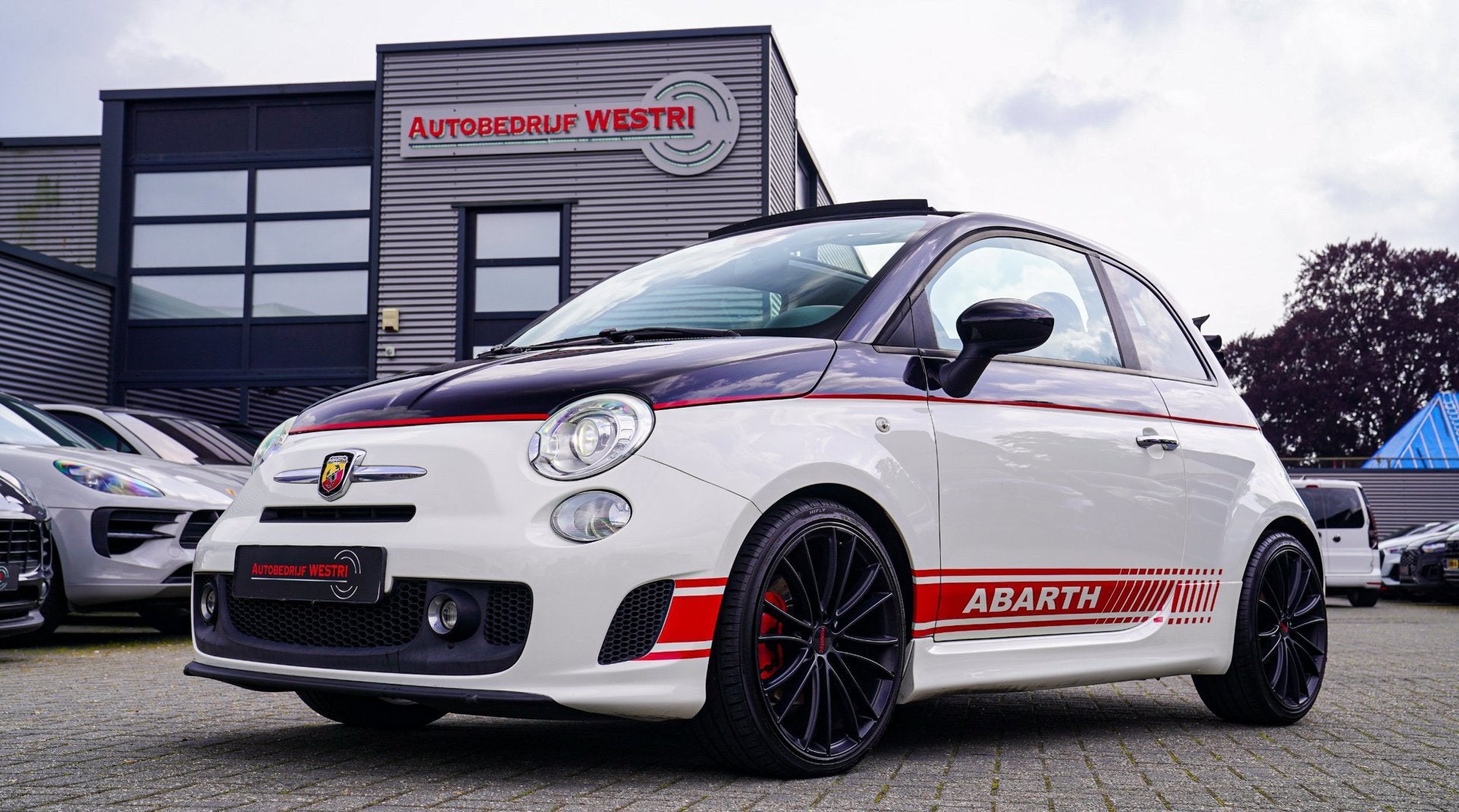 Fiat 500 C 1.4-16V Abarth | Novitec Velgen |200Pk | Esse-ess, Euro 5, 15 km/l, 4 cilinders, Cabriolet