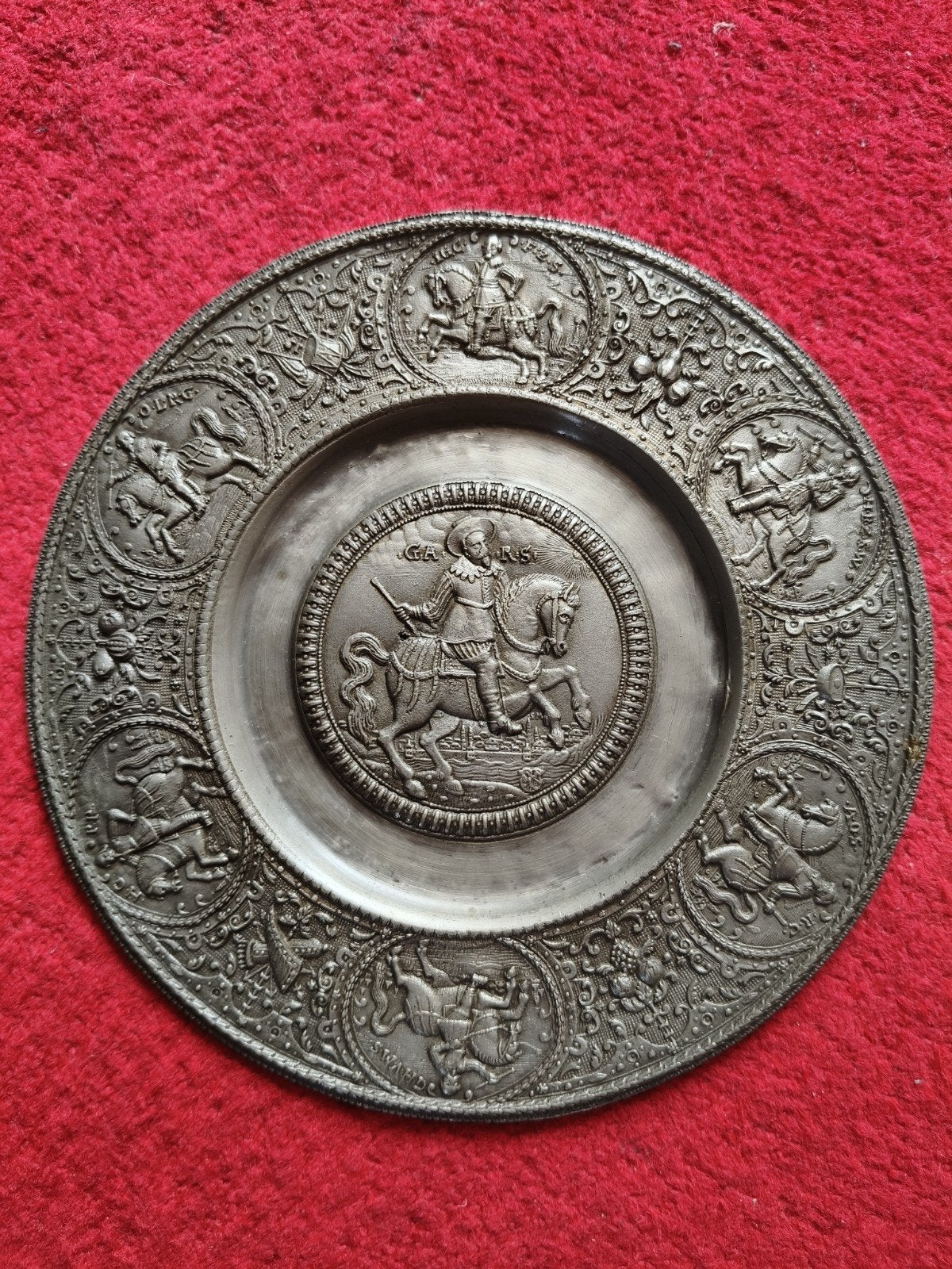 Duits tinnen reliëf bord,  Neurenberg, vroeg 17e eeuw, Antiek en Kunst, Antiek | Tin, Ophalen of Verzenden