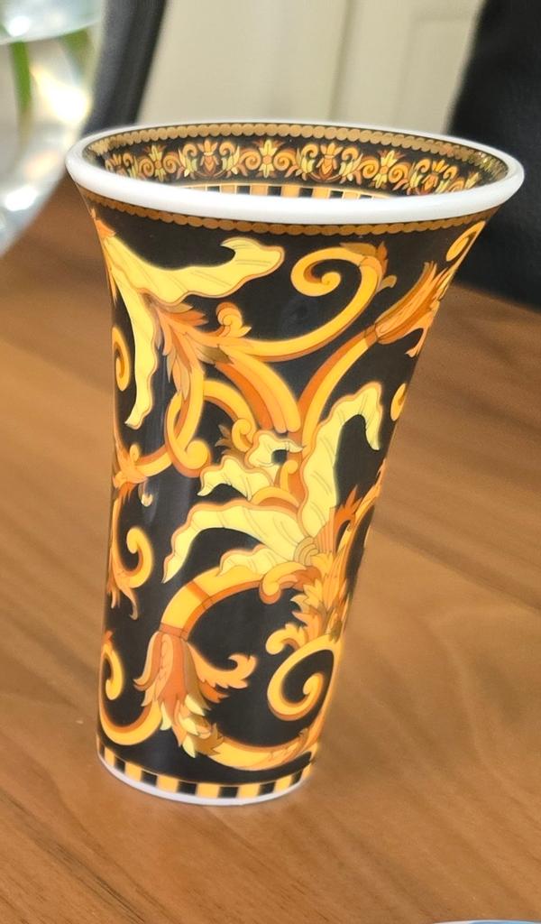 Rosenthal Versace Barocco vaasje 10cm hoog, puntgaaf, Antiek en Kunst, Ophalen of Verzenden