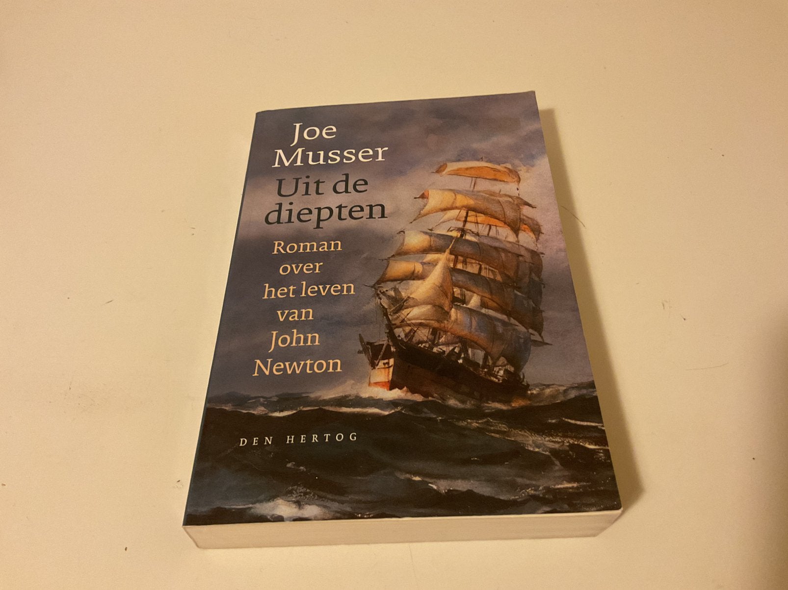 J. Musser - Uit de diepten, het leven van John Newton, Ophalen of Verzenden, Gelezen, J. Musser