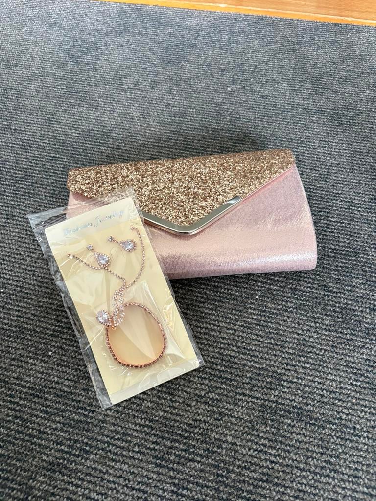 Sieraden + tasje, Met kristal, Overige materialen, Ophalen of Verzenden, Zo goed als nieuw