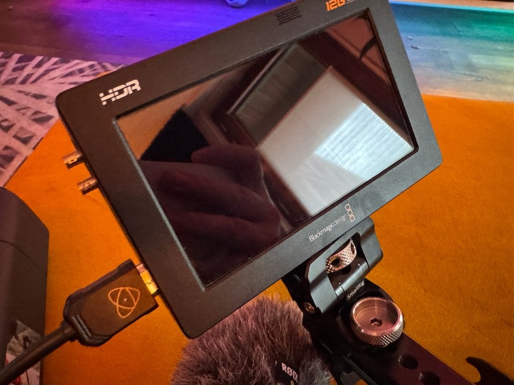 Blackmagic Video Assist 5” 12G HDR | 12G-SDI/HDMI mon/rec, Audio, Tv en Foto, Professionele Audio-, Tv- en Video-apparatuur, Video