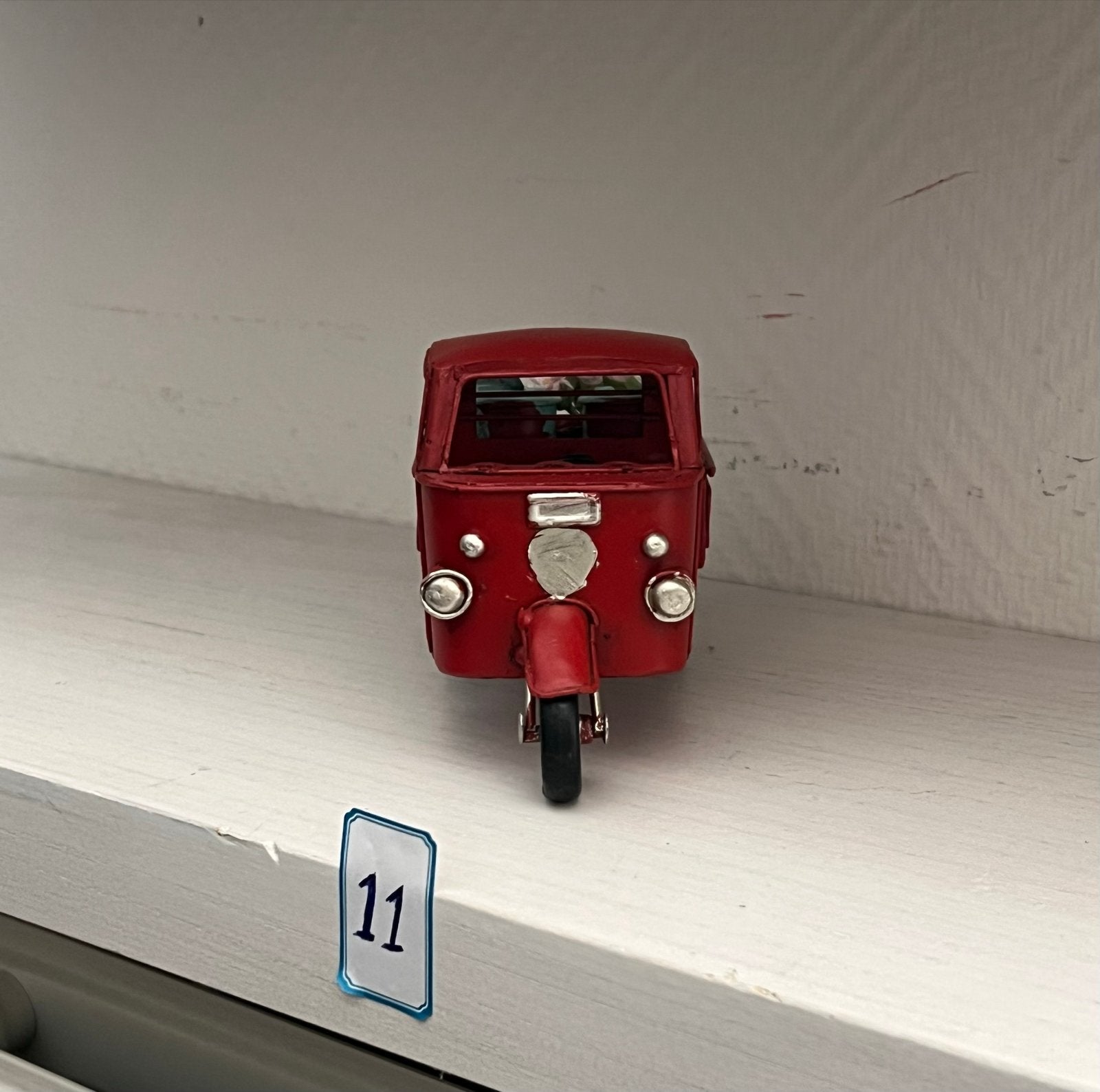 Decoratieve rode Piaggio Ape miniatuur, Ophalen of Verzenden, Gebruikt