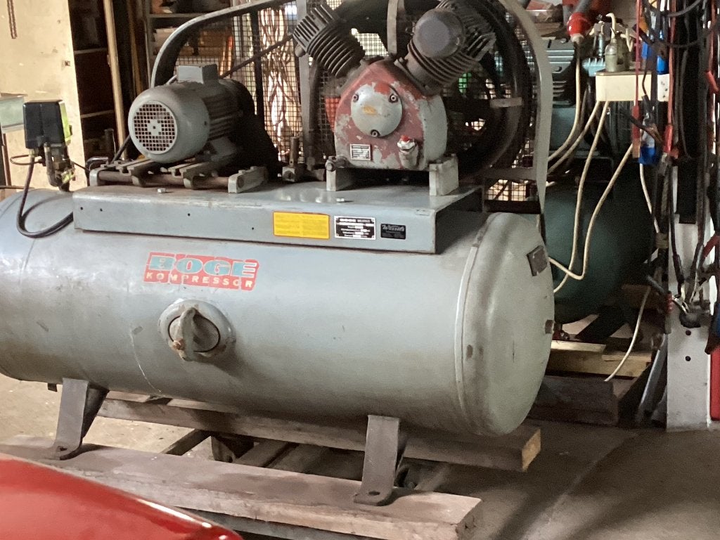 BOGE COMPRESSOR, Doe-het-zelf en Verbouw, Compressors, 100 liter of meer, Ophalen, Gebruikt, Minder dan 200 liter/min